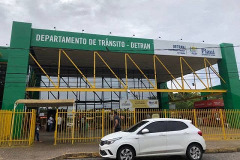 Detran concede até 95% de desconto nos juros e multas decorrentes de atraso no pagamento do licenciamento veicular