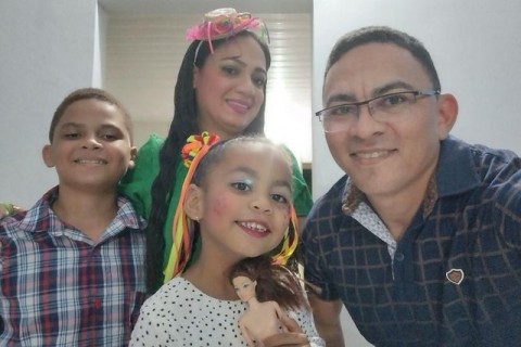 Pai, mãe e filhos morrem em acidente entre carro e caminhão no interior do Piauí